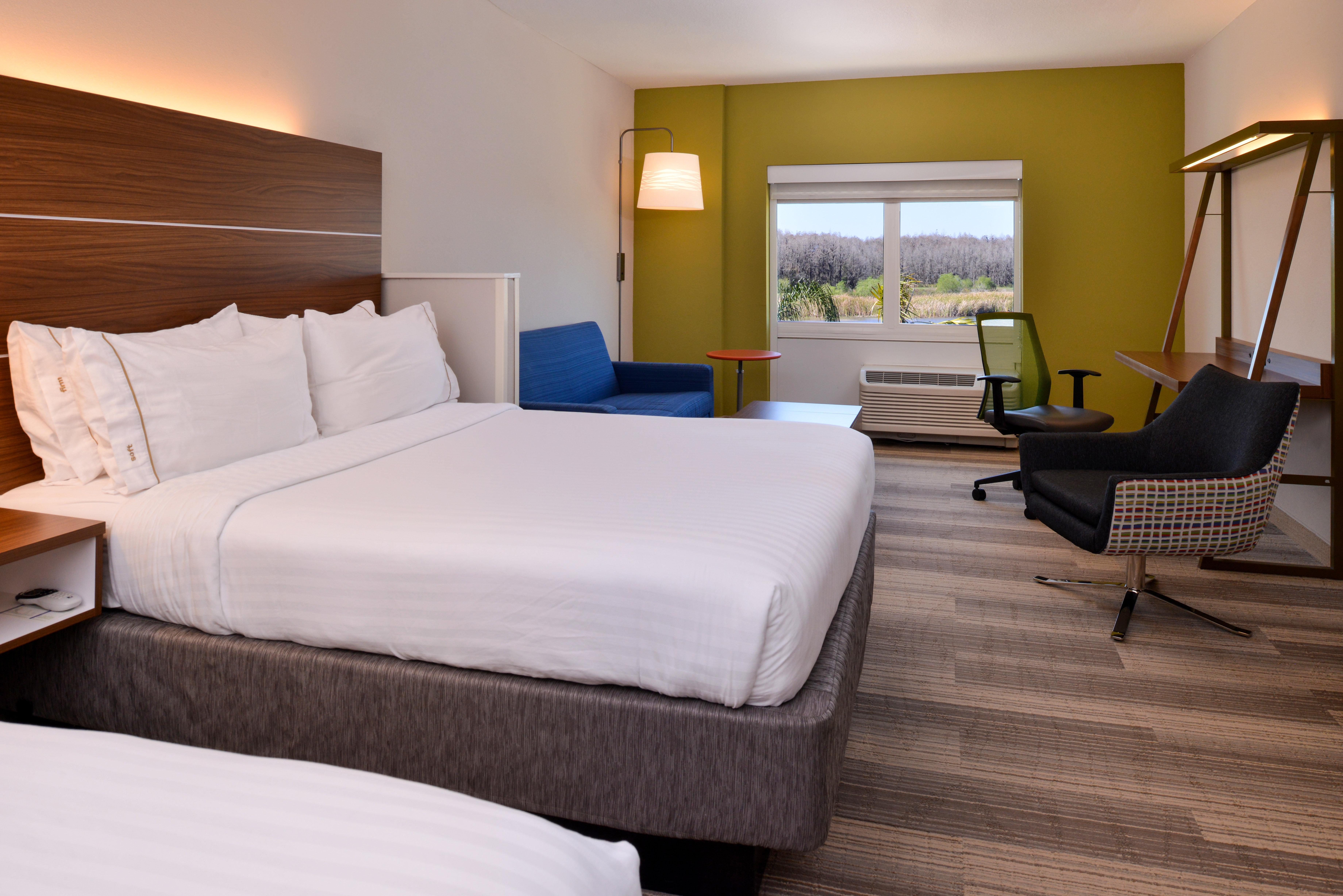 Holiday Inn Express & Suites Trinity By Ihg Esterno foto