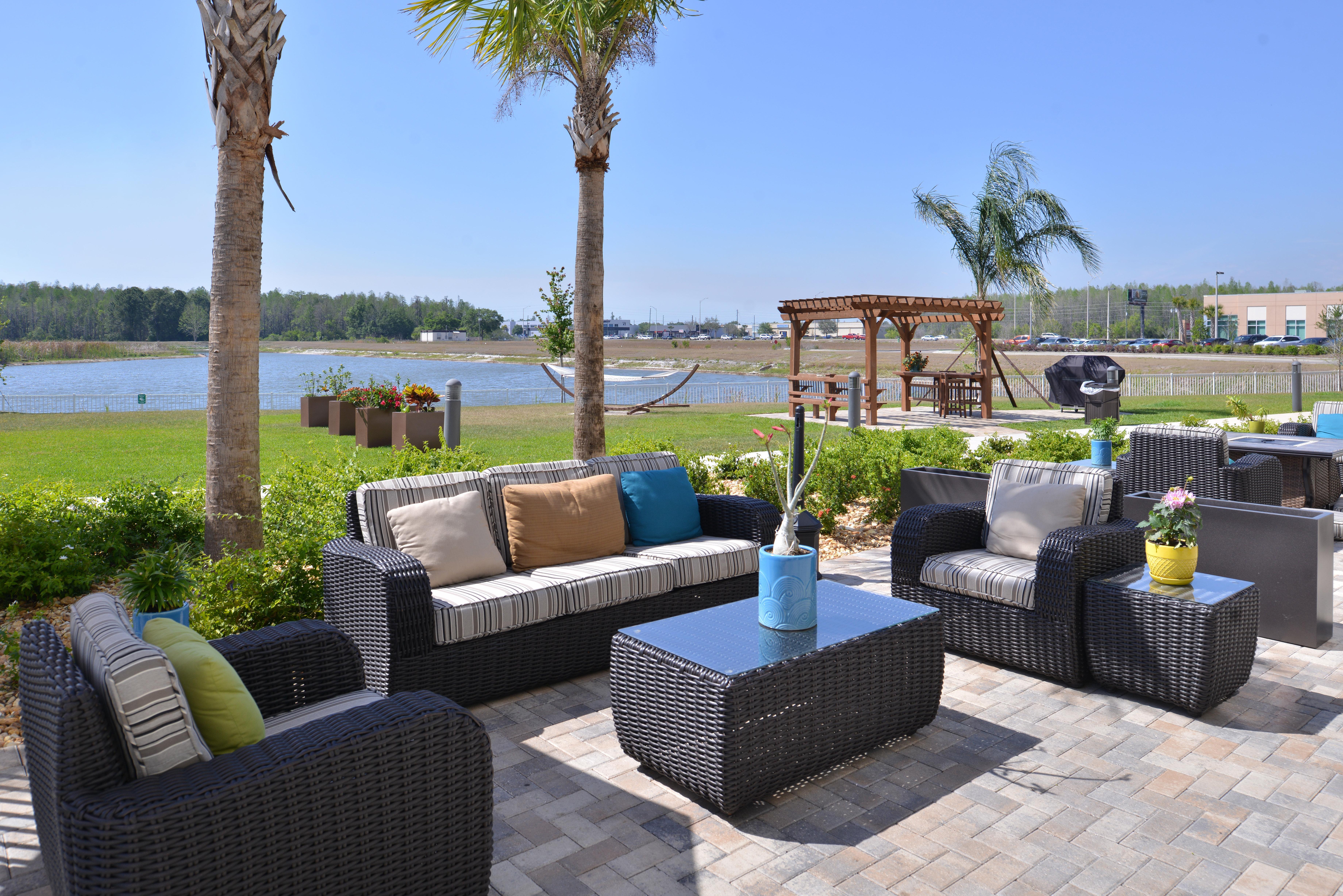 Holiday Inn Express & Suites Trinity By Ihg Esterno foto