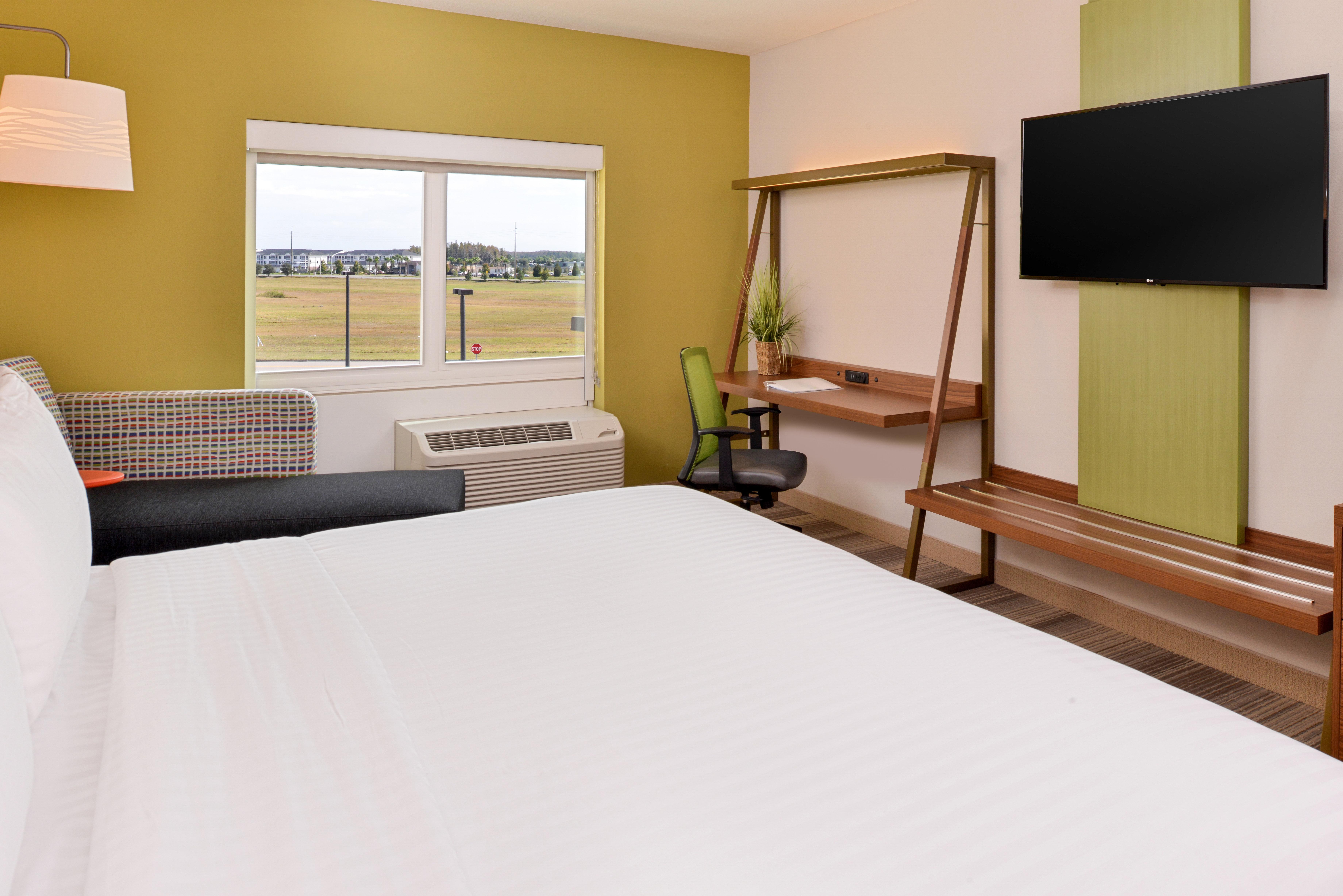 Holiday Inn Express & Suites Trinity By Ihg Esterno foto